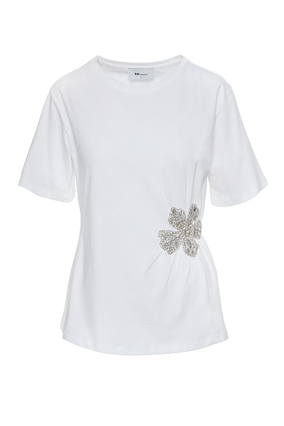 Blouse with flower motive