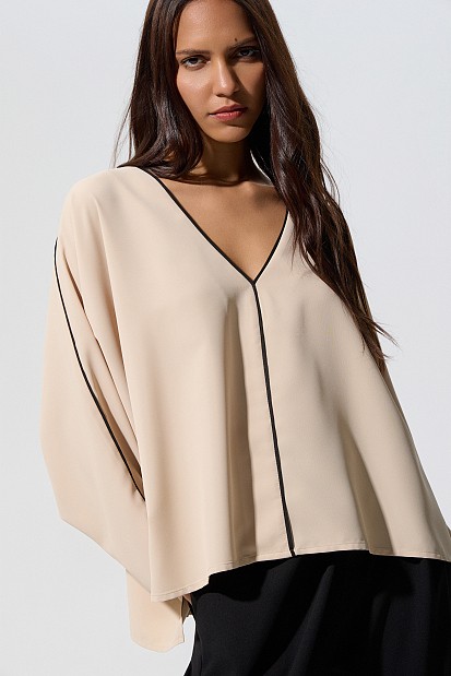 Long-sleeved two-tone blouse