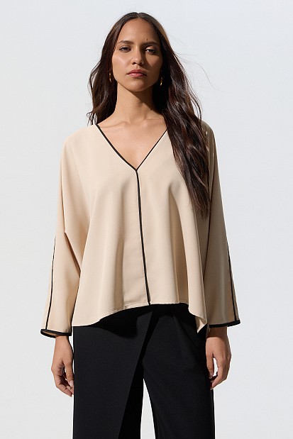Long-sleeved two-tone blouse