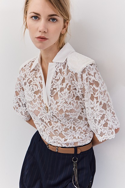 Blusa encaje cuello