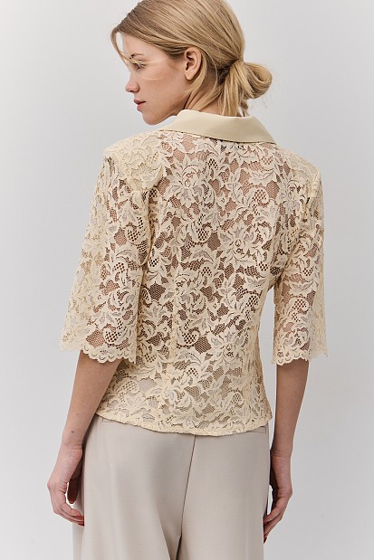 Blusa encaje cuello