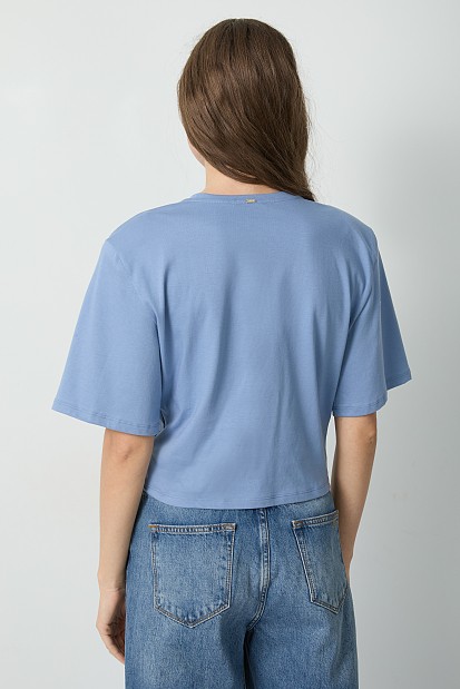 Gathered crop top with short sleeves