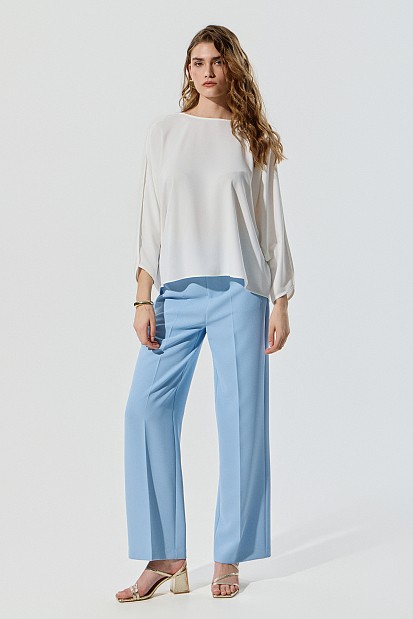 Long sleeves blouse with self tie