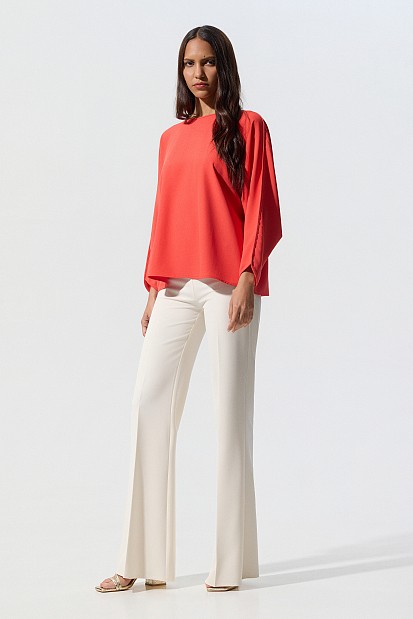 Long sleeves blouse with self tie