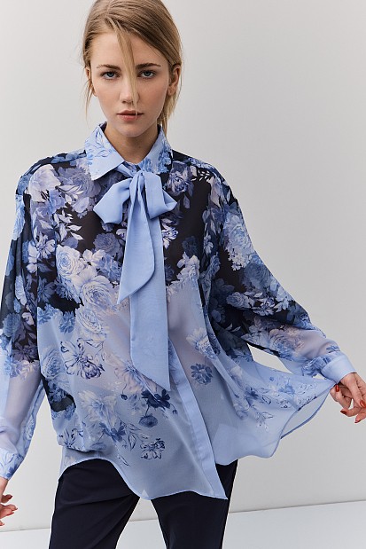 Blusa floral lazo