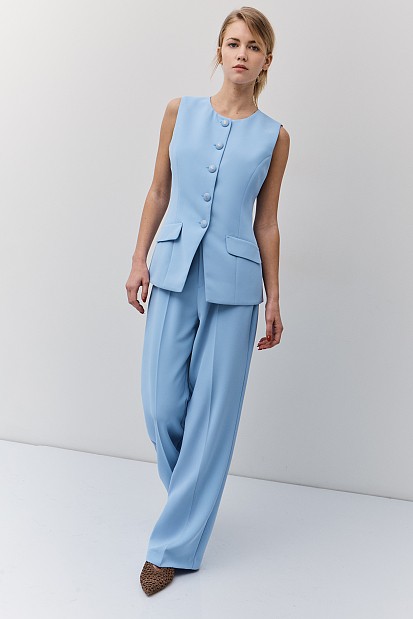 Longline vest diagonal