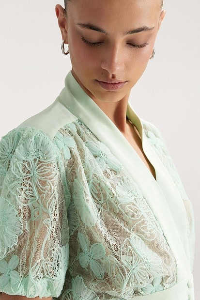 Lace blouse with buttons - Gold label