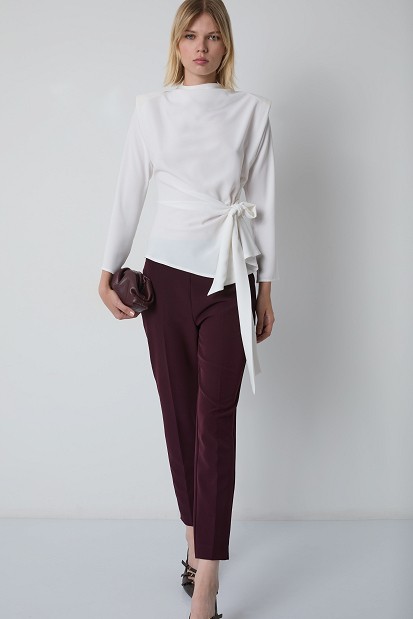 Blouse with a waist tie detail