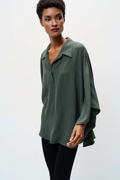 Oversized blouse with 3/4 sleeves
