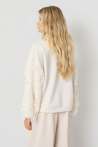 Sweatshirt with fringe detailing on the sleeves