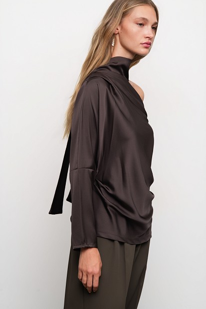 Off-shoulder satin-look blouse