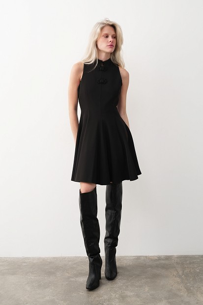 Rochie scurtă în stil japonez