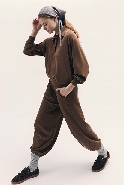 Pleated trousers