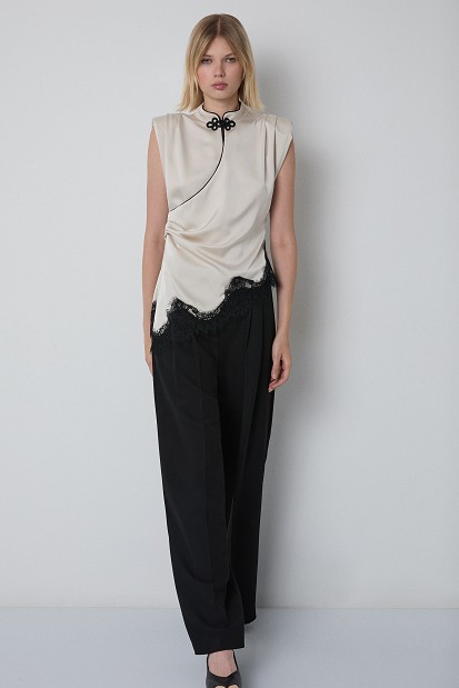 Japanese-style lace blouse - Gold label