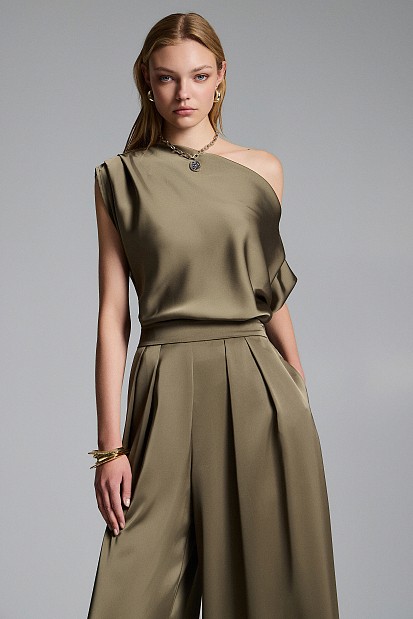 Bluză pe un umăr cu aspect satinat - Gold label