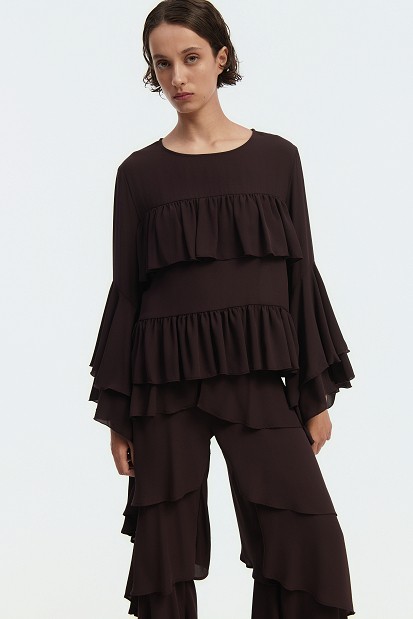 Crepe top with ruffles - Gold label