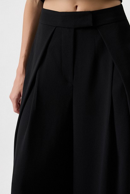 Pantaloni wide leg cu talie înaltă și aspect satinat - Gold label