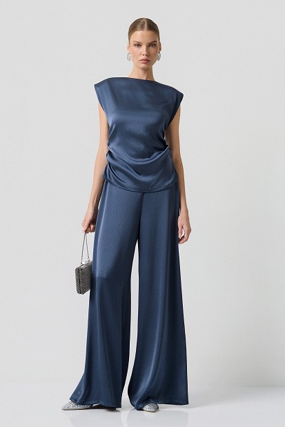 Pantaloni cu aspect satinat și textură șifonată - Gold label