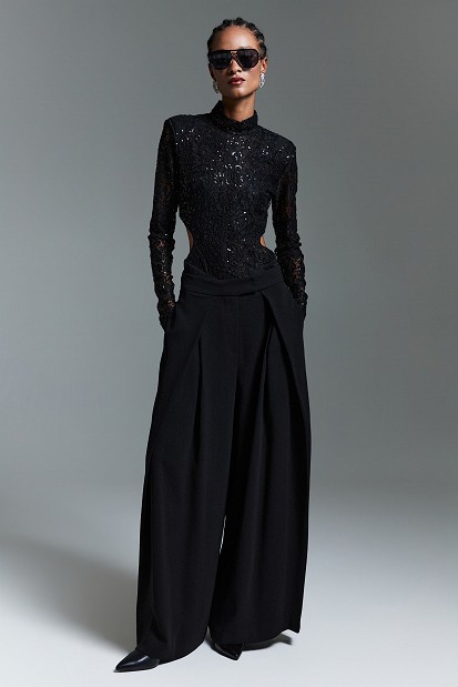 Lace bodysuit with cut-outs and an open back - Gold label