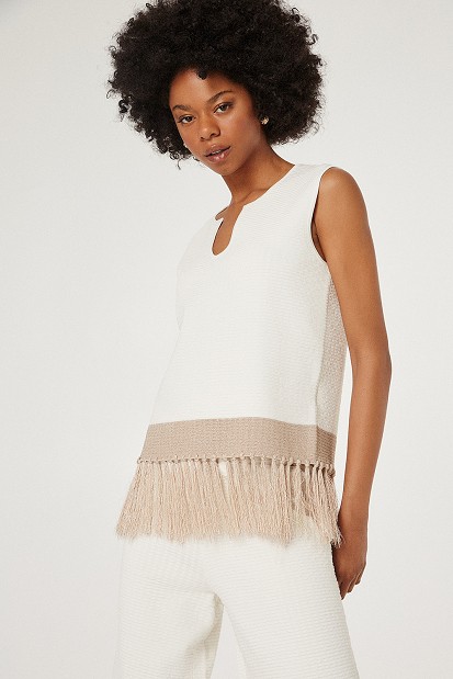 Knit blouse with fringes