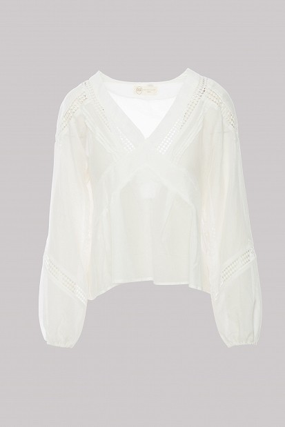 Blouse with cutwork details