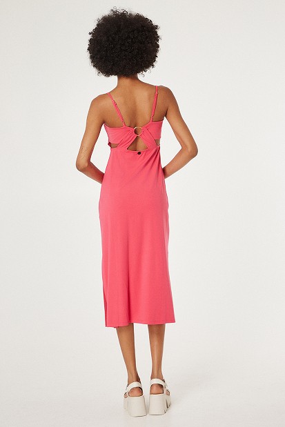 Midi dress with hoop on the back