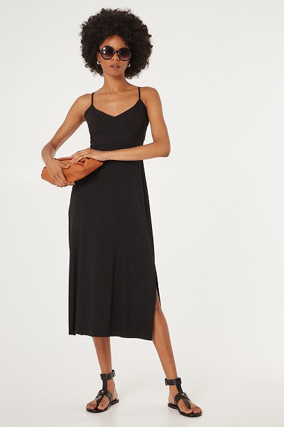 Midi dress with hoop on the back