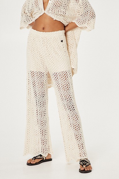 Knit trousers in loose fit