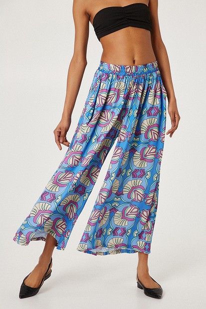 Highwaisted printed trousers in satin touch