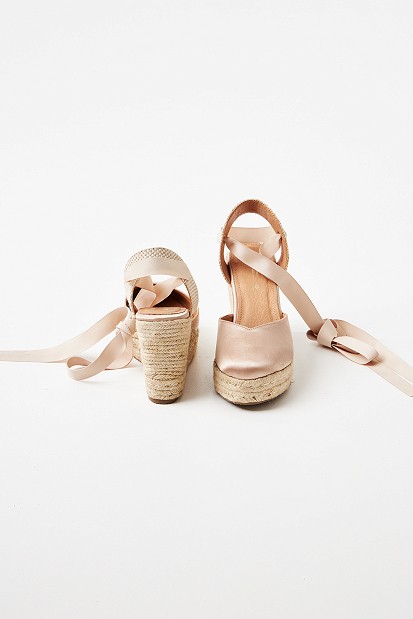 Espadrilles in satin touch with straps
