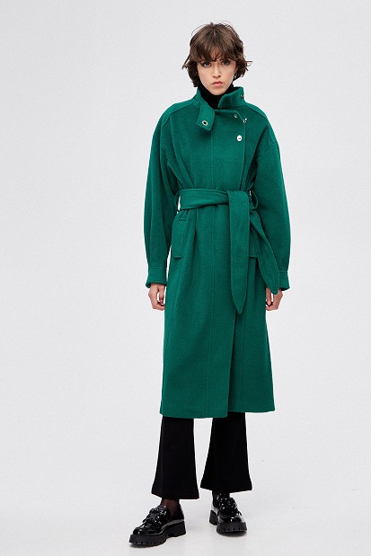 Longline coat with side closure