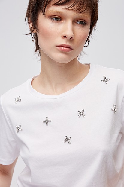 Blouse with bejeweled stones