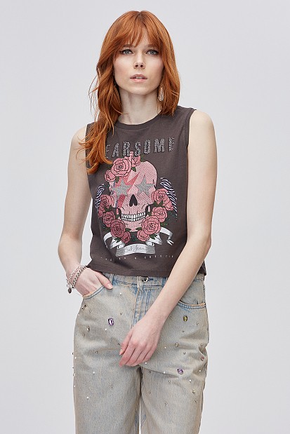 Sleeveless T-shirt with print and rhinestones