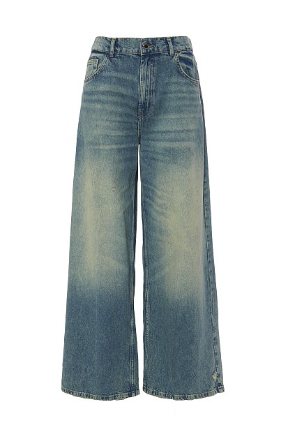 Alexa wide- leg jeans