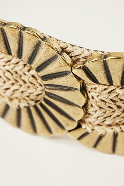 Belt with woven design