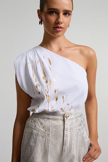 Blouse with one shoulder and rhinestones