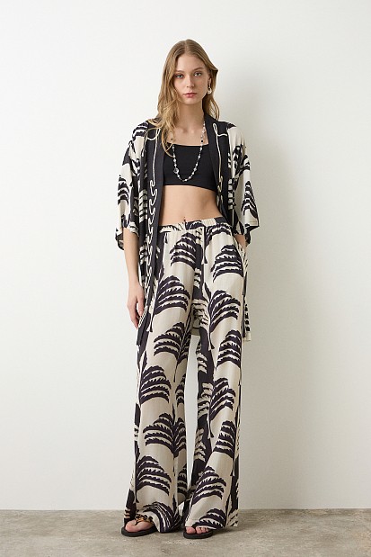 Printed trousers