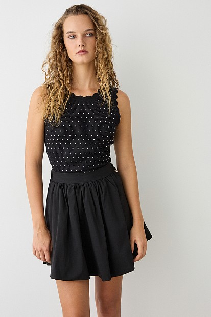 Αμάνικο ribbed τοπ με στρας