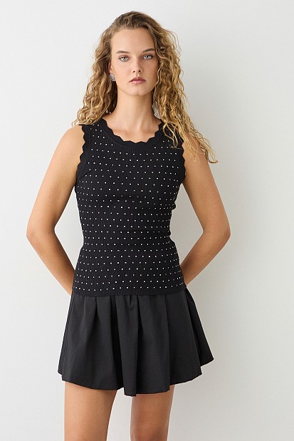 Αμάνικο ribbed τοπ με στρας