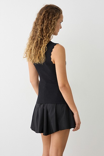 Αμάνικο ribbed τοπ με στρας