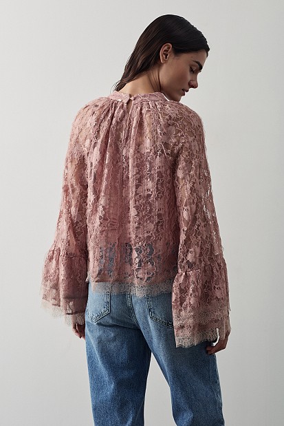 Δαντελωτή μπλούζα με φαρδιά μανίκια