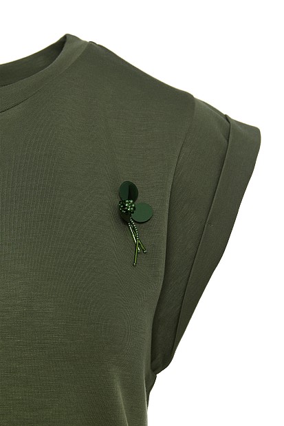 Short sleeves blouse with sequin