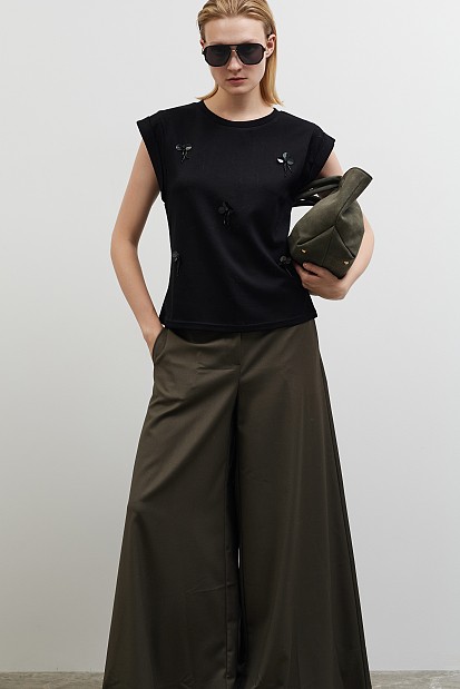 Short sleeves blouse with sequin