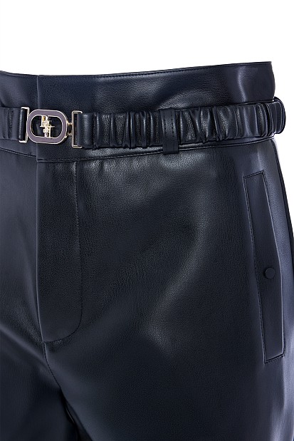 Δερματίνη παντελόνι με ζώνη