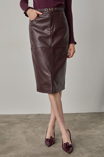 Midi leather look skirt with belt