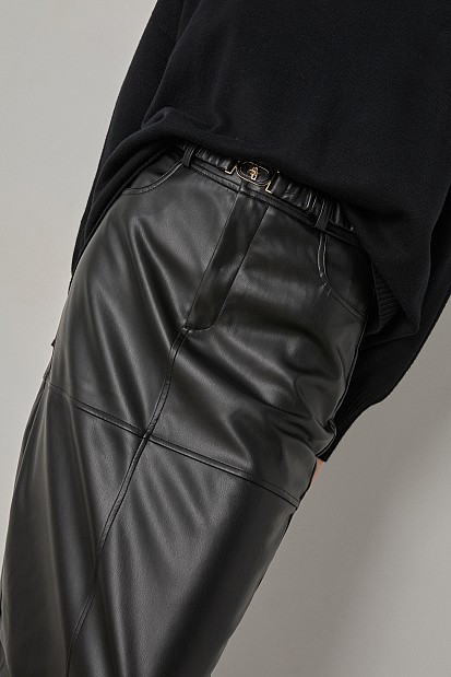 Midi leather look skirt with belt