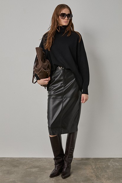 Midi leather look skirt with belt