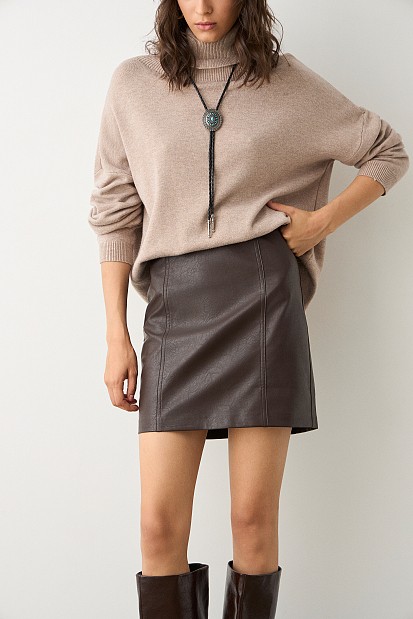 Mini leather look skirt