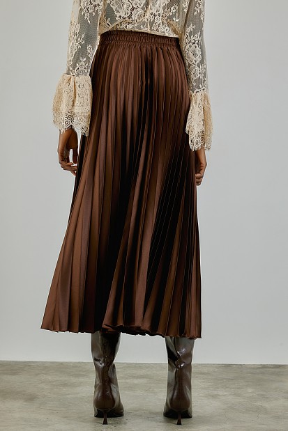 Midi pleated skirt