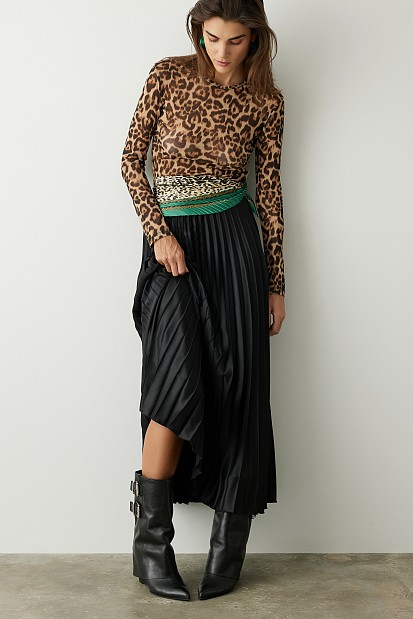 Midi pleated skirt